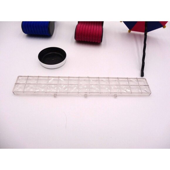 LOL Surprise OMG DOLL HOUSE Porch Patio Set Music Note Chairs Umbrella and Raili - Picture 6 of 12